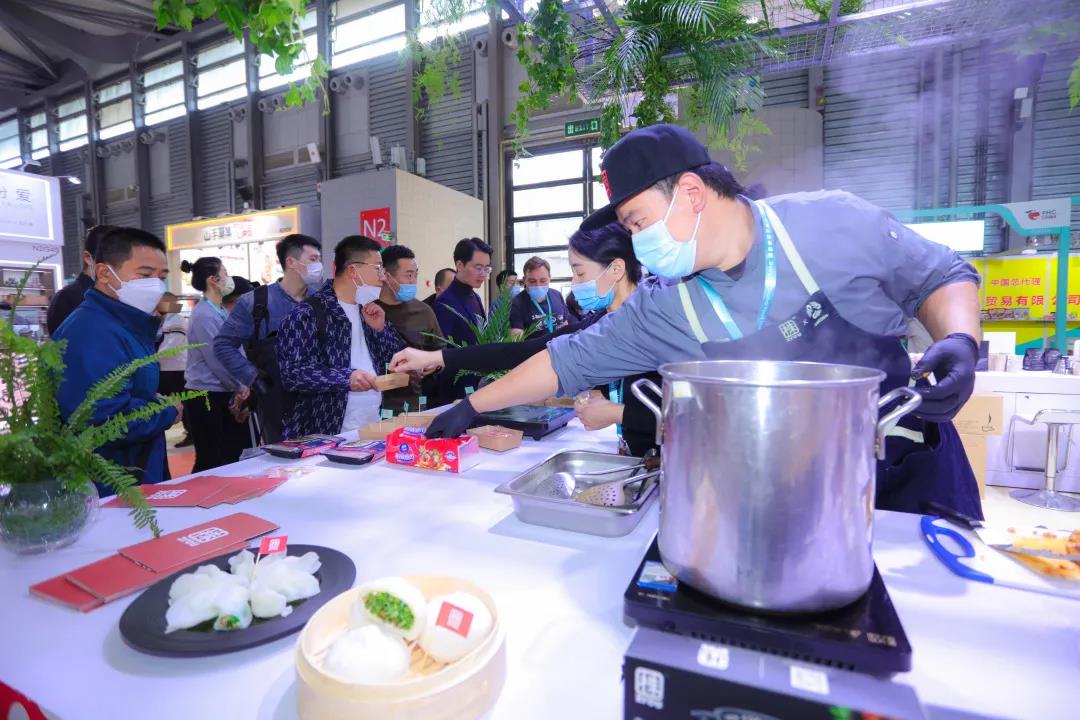 14 Zrou株肉荣获第二十五届FHC上海环球食品展金苹果奖最佳健康食品奖