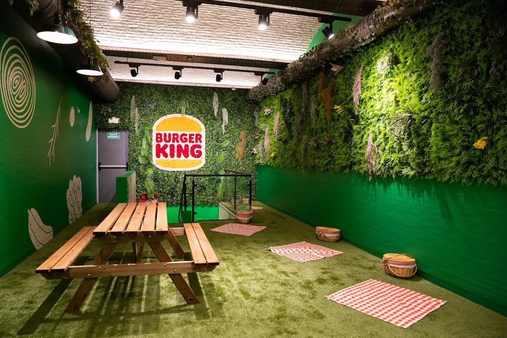53 西班牙汉堡王变“Vurger King”，只卖植物肉汉堡和鸡块！