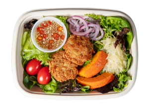 Thai Style New Crab Cake Salad 300x210 OmniFoods 和香港星巴克在春节前又合作推出植物基海鲜新品