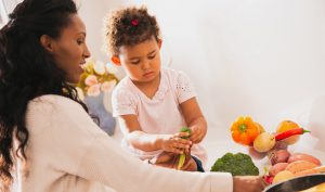 VegNews.VegetarianKids.Canva  300x177 最新研究发现：植物性饮食对儿童同样有益