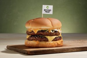 beyond burger 3 300x199 Beyond Meat与联合超市控股公司合作，将进入日本市场
